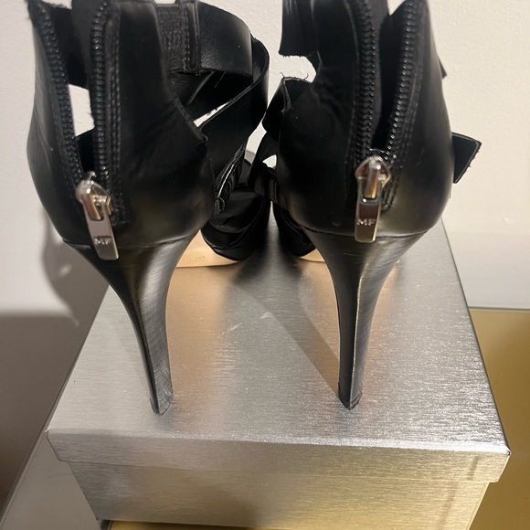 Mark Fisher leather sandal with Ankle Strap and High Heel Dress Sandals - Picture 2 of 9